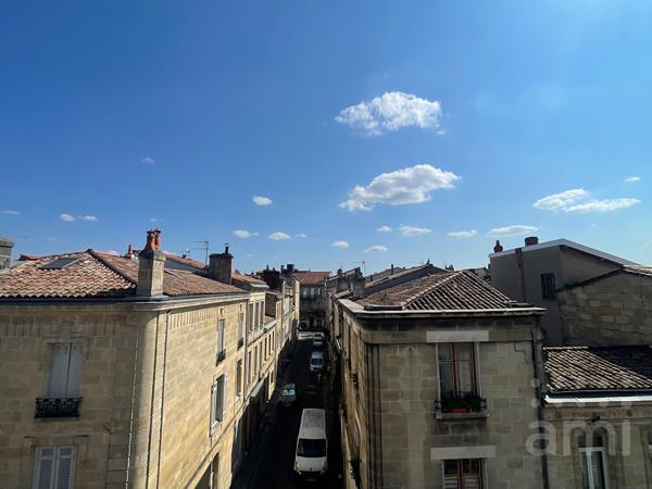 Bordeaux - Place de la Victoire : Appartement T1 bis  de 23 m2 !