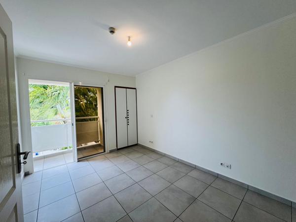 Maison mitoyenne proche Dothemare