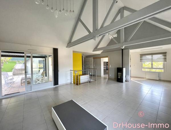 Maison à vendre 5 pièces de 144 m²