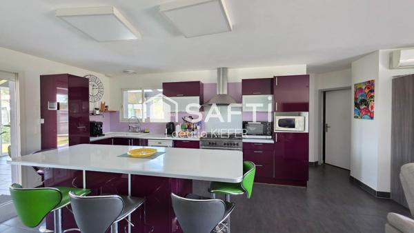 ENSEMBLE IMMOBILIER AVEC TERRAIN DE 10 700 M2
