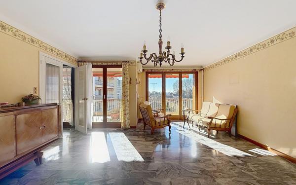 Appartement à vendre    4 pièces •  Avignon