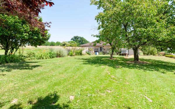 Maison à vendre    5 pièces •  Saint-Aubin