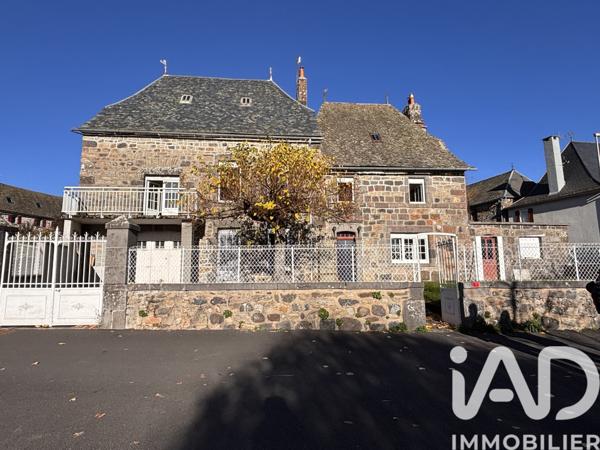 Maison à vendre 6 pièces 141 m² Neuvéglise-sur-Truyère