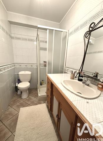 Maison à vendre 6 pièces 141 m² Neuvéglise-sur-Truyère