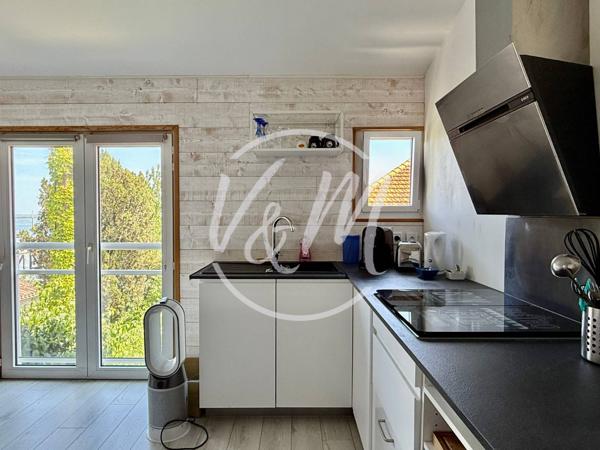 T2 Vue Bassin à Grand Piquey- Appartement rénové avec vue Bassin à Grand Piquey à 30 mètres de l’eau sur la presqu’île du Cap Ferret CAP-FERRET Grand Piquey