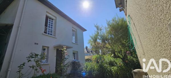 Maison à vendre 8 pièces 152 m² Arromanches-les-Bains