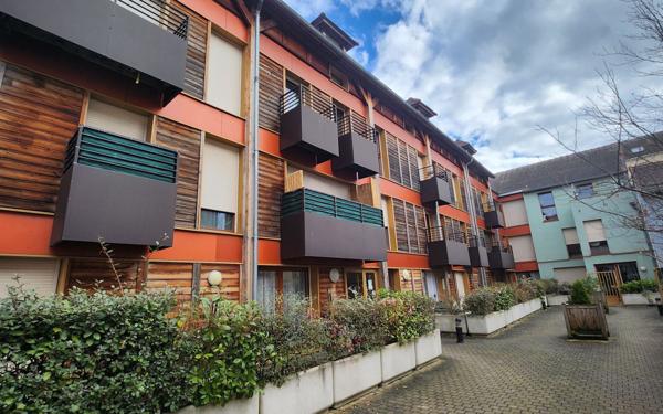 Appartement à vendre    4 pièces • 83 m2 Arpajon