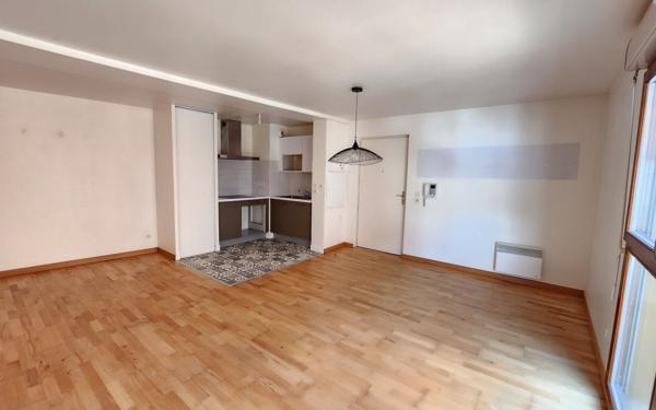 Appartement à vendre    4 pièces • 83 m2 Arpajon