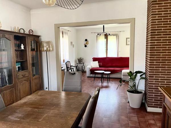 Vente                                                      Maison
                        
                     6 pièces                      126 m2                     à Ostheim