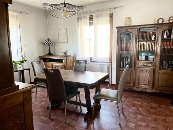 Vente                                                      Maison
                        
                     6 pièces                      126 m2                     à Ostheim