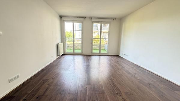 Appartement 3 pièces à louer à Saint Pierre du Perray - Réf 17285
