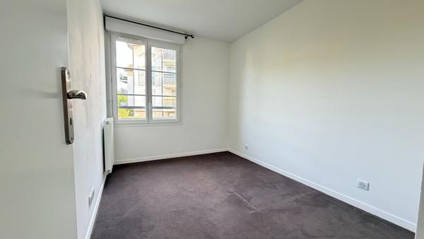 Appartement 3 pièces à louer à Saint Pierre du Perray - Réf 17285