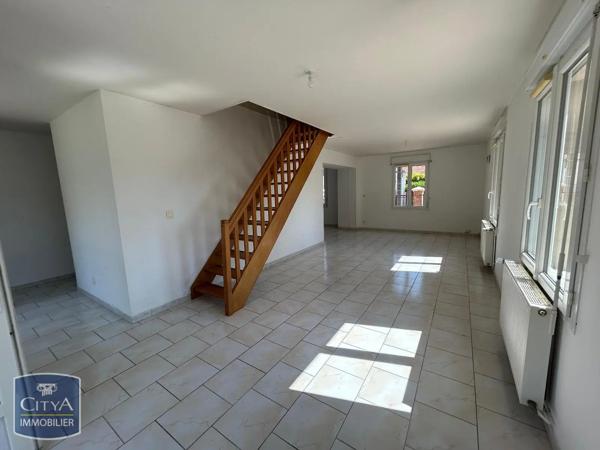 Maison à louer 4 pièces 102.65m² Gallardon (28320)