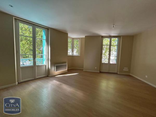 Appartement à louer 3 pièces 61.9m² Vichy (03200)