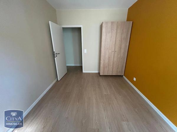 Appartement à louer 3 pièces 61.9m² Vichy (03200)