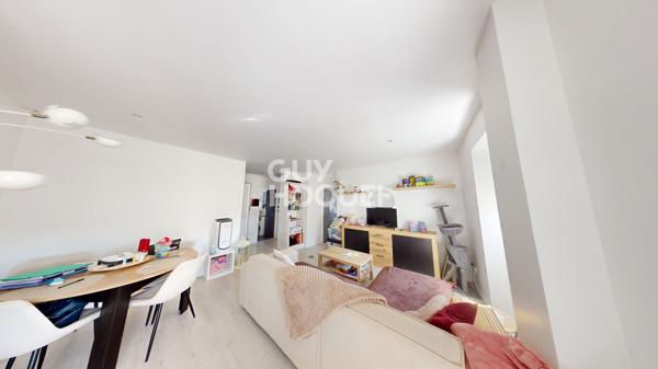 Immeuble de 270 m² idéalement situé à proximité immédiate des transports en commun à Mulhouse !