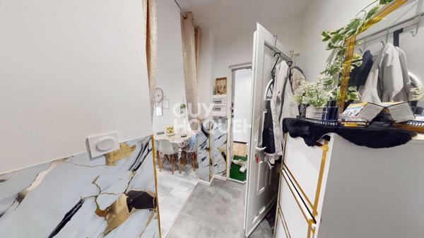 Immeuble de 270 m² idéalement situé à proximité immédiate des transports en commun à Mulhouse !