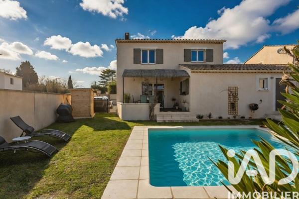 Maison à vendre 6 pièces 110 m² Rochefort-du-Gard