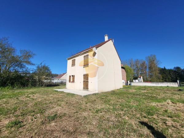 Vente                                                      Maison
                        
                     5 pièces                      90 m2                     à Saint-Aubin