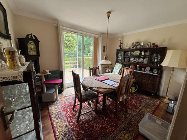 Maison néo-bretonne de 125 m² avec vie de plain-pied sur terrain d'environ 2 600 m²