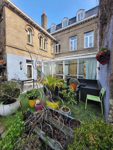 MAISON BOURGEOISE COEUR VILLE