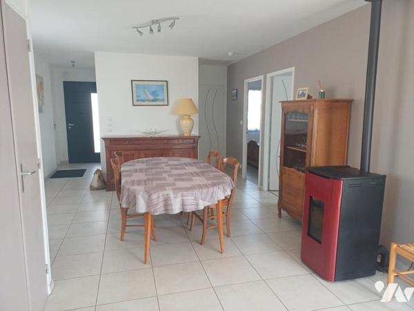 A VENDRE à PREFAILLES - Maison plain-pied de 2018 avec jardin et garage à 800m du centre