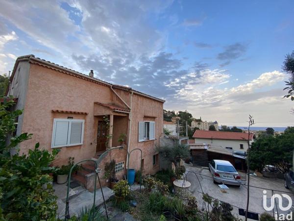 Maison 5 pièces de 188 m² à Menton (06500)