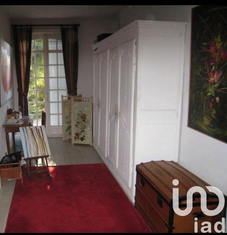 Demeure 9 pièces de 230 m² à Fours (58250)