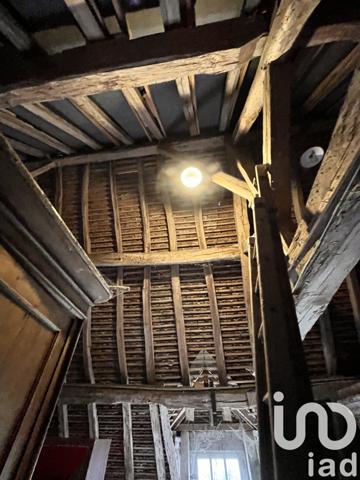 Demeure 9 pièces de 230 m² à Fours (58250)