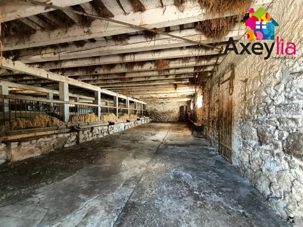 A VENDRE - LE DONJON - CORPS DE FORME SUR 3HA