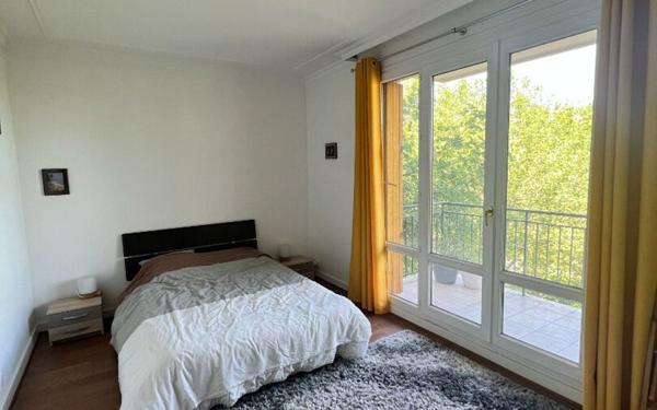 Appartement à louer    3 pièces • 78,23 m2 Antony