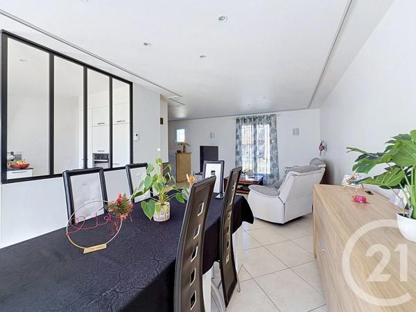 Maison à vendre  6 pièces - 94,52 m 2   MONTREVAULT SUR EVRE  - 49