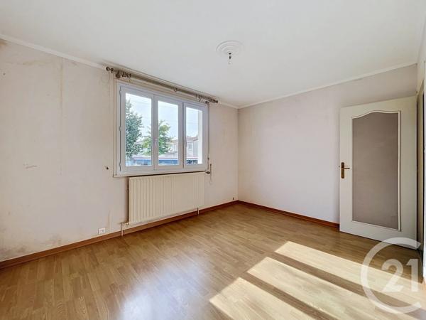 Maison à vendre  7 pièces - 105 m 2   CHOLET  - 49