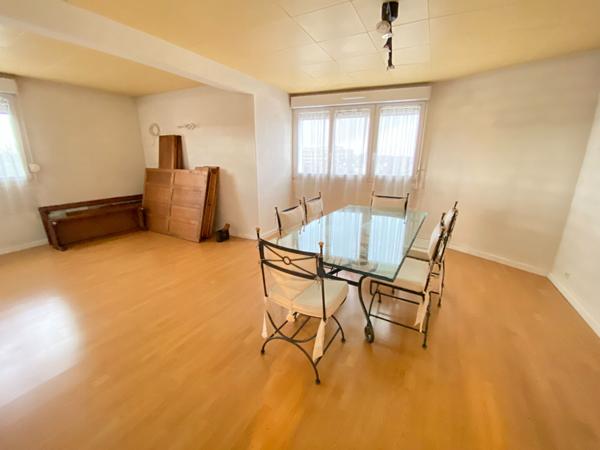 À vendre : Appartement 5 pièces à Saint Quentin, Centre