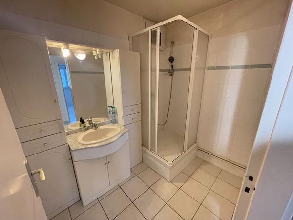 À vendre : Appartement 5 pièces à Saint Quentin, Centre
