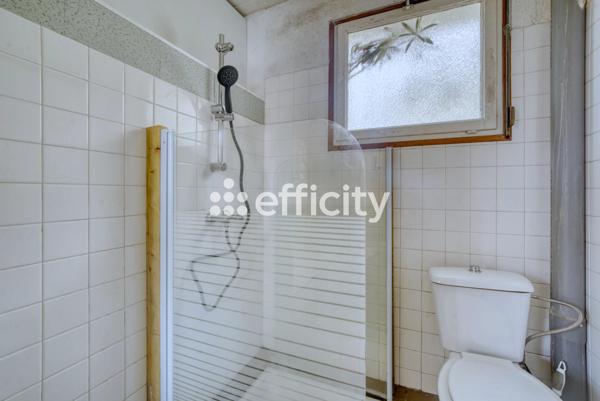 Maison
         4 pièces
        - 81 m²