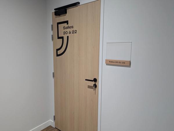 Local/bureau à vendre BRUGES (33)