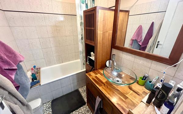 Appartement à vendre    3 pièces • 65 m2 Le Cannet