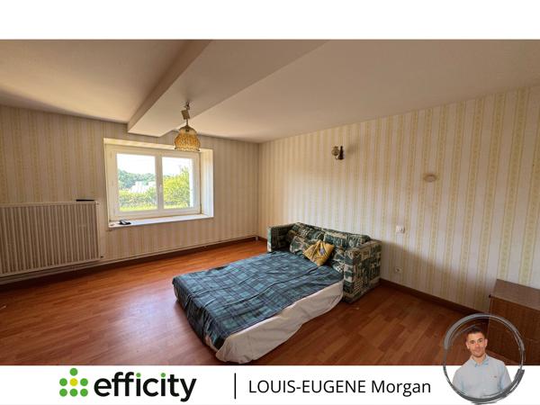 Maison
         6 pièces
        - 189 m² 86 500 € *