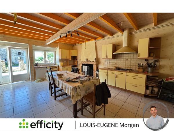 Maison
         6 pièces
        - 189 m² 86 500 € *