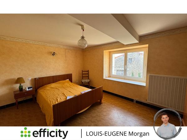 Maison
         6 pièces
        - 189 m² 86 500 € *