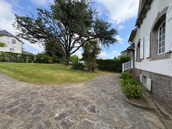 PLOUGONVELIN ? Maison des années 30 rénovée ? 155 m² , Plougonvelin