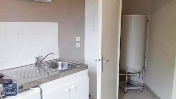 Appartement à louer 2 pièces 47.51m² Lisieux (14100)