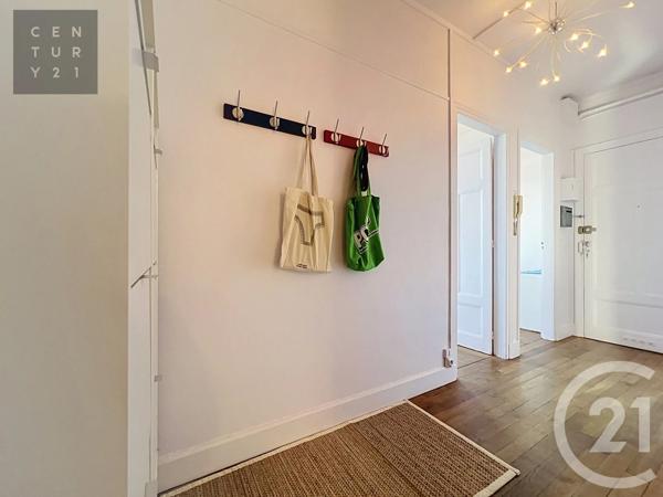 Appartement F3 à vendre  3 pièces - 62,95 m 2   TROYES  - 10