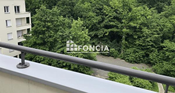 Location Studio 28.4 m² - Evry 91000