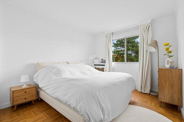 Appartement Saint Germain En Laye 3 pièce(s) 78.14 m2 €651 000 ** - Référence 17458