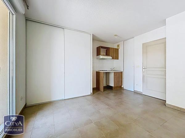 Appartement à vendre 1 pièce 28m² Roquebrune-sur-Argens (83520)
