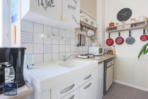 Appartement à vendre 1 pièce 32m² Rochefort (17300)