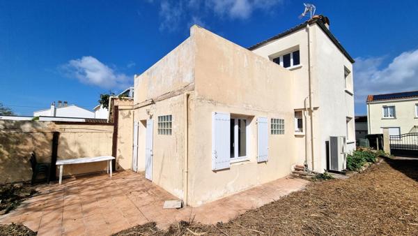 Secteur La Courbe - Maison lumineuse avec jardin plein sud et beau potentiel