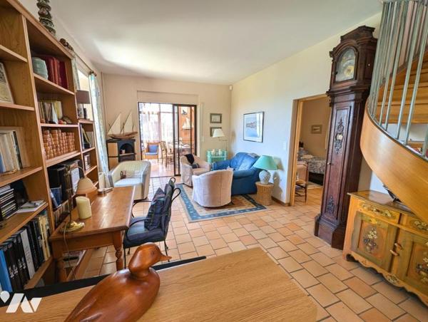 Propriété Unique avec Vue Panoramique sur la Côte de Granite Rose - Vente en VIAGER